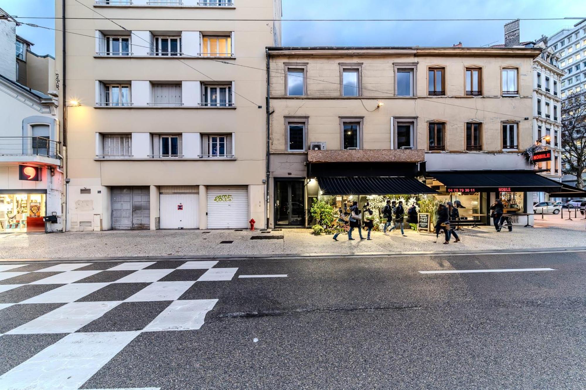 Charming 1-Bedroom Apartment Across From Halles Paul Bocuse & Part-Dieu Lyon Eksteriør billede